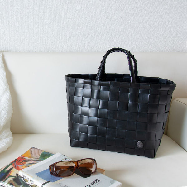 【カゴバッグ】手編み HandedBy NICE SHOPPER 2023 black( カゴバッグ ハンドバッグ かばん 鞄 バスケット ハンドメイド リサイクル素材 ハンデッドバイ )【お取り寄せ】