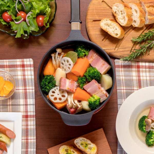 【完売/終了】IH収納鍋 NAOMI Deluxe 4点セット スタッキング 収納しやすい鍋