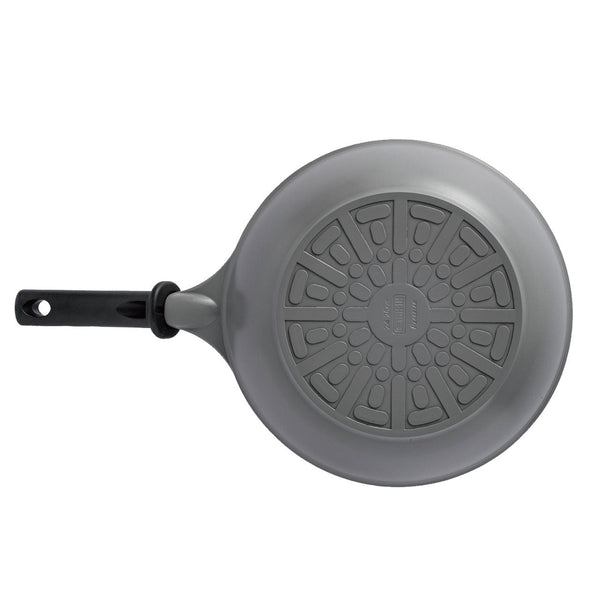 【送料無料】フライパン20cm  当店オリジナル Peacetar Black Label アルミ鋳物フライパン