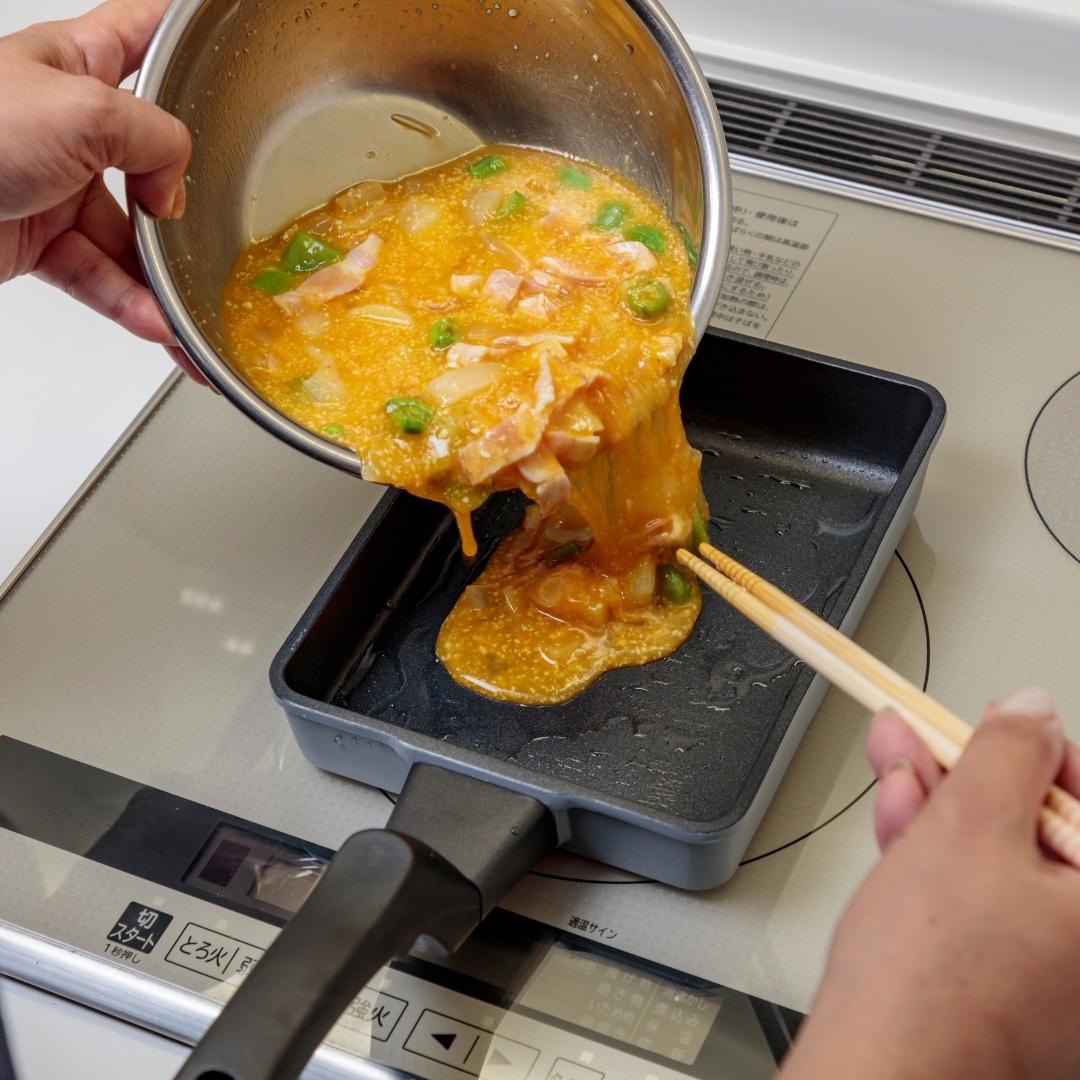 焦げにくくキレイに焼ける本格派！Peacetar LUNAエッグパン - IH対応＆ガス対応、オール熱源対応【送料無料】 - 鍋・フライパン・キッチン用品と雑貨の専門店 『NABESTORE』
